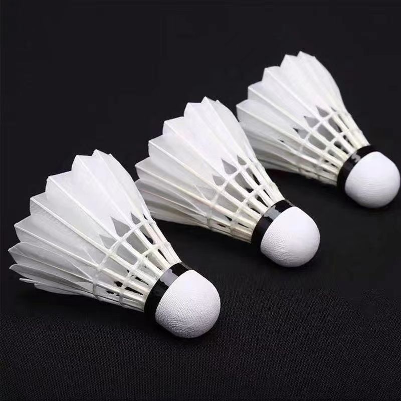 Durable goose and duck feather shuttlecocks for training and student games