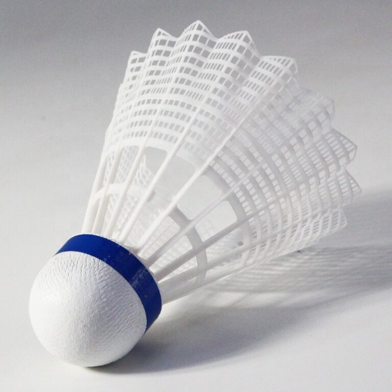 Factory nylon plastic badminton shuttlecocks with cork head