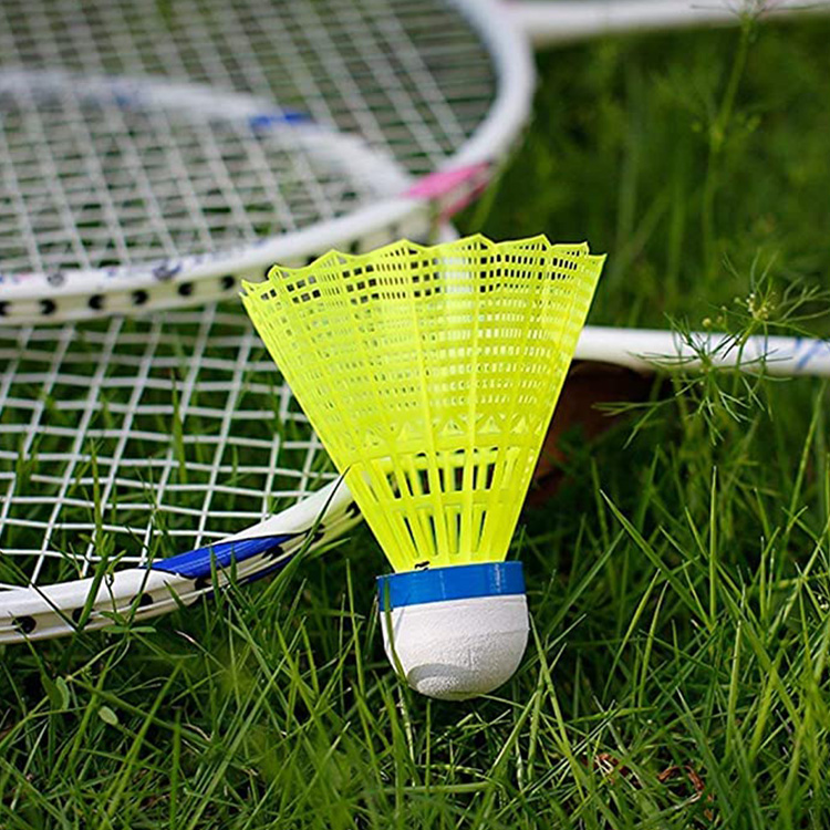 Nylon feather badminton shuttlecocks for training and match use