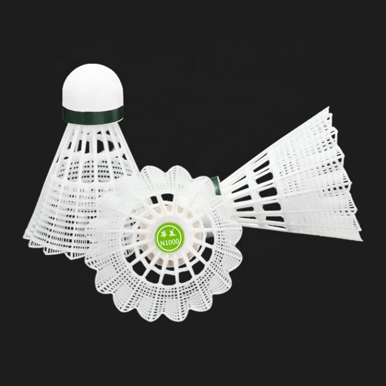 N1000 plastic badminton shuttlecocks for training and recreational play